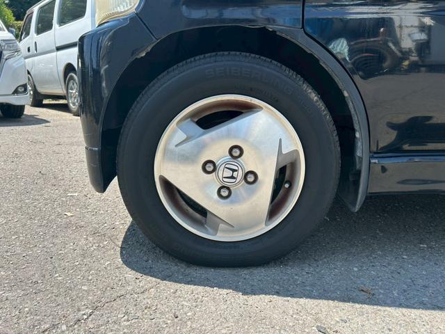 バモス ターボ エアコン パワステ パワーウィンドウ 運転席・助手席エアバッグ ABS ETC 純正アルミホイール13インチ キーレスエントリー フルフラット CD ミュージックプレイヤー接続可 USB入力端子(19枚目)