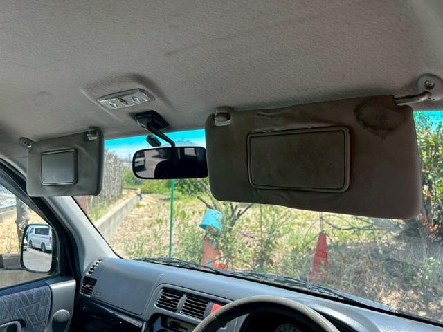 バモス ターボ エアコン パワステ パワーウィンドウ 運転席・助手席エアバッグ ABS ETC 純正アルミホイール13インチ キーレスエントリー フルフラット CD ミュージックプレイヤー接続可 USB入力端子(23枚目)