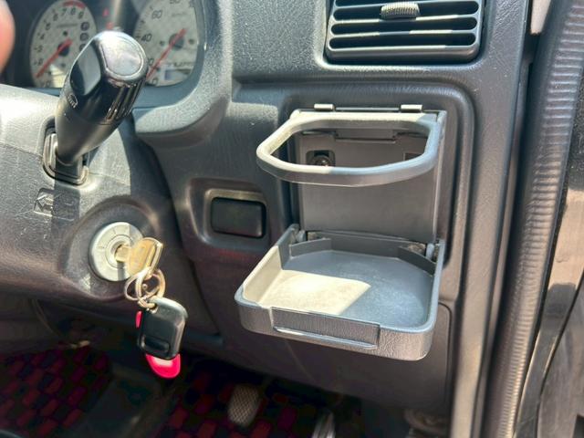 バモス ターボ エアコン パワステ パワーウィンドウ 運転席・助手席エアバッグ ABS ETC 純正アルミホイール13インチ キーレスエントリー フルフラット CD ミュージックプレイヤー接続可 USB入力端子(27枚目)