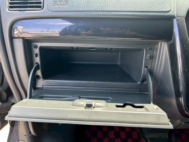 バモス ターボ エアコン パワステ パワーウィンドウ 運転席・助手席エアバッグ ABS ETC 純正アルミホイール13インチ キーレスエントリー フルフラット CD ミュージックプレイヤー接続可 USB入力端子(32枚目)