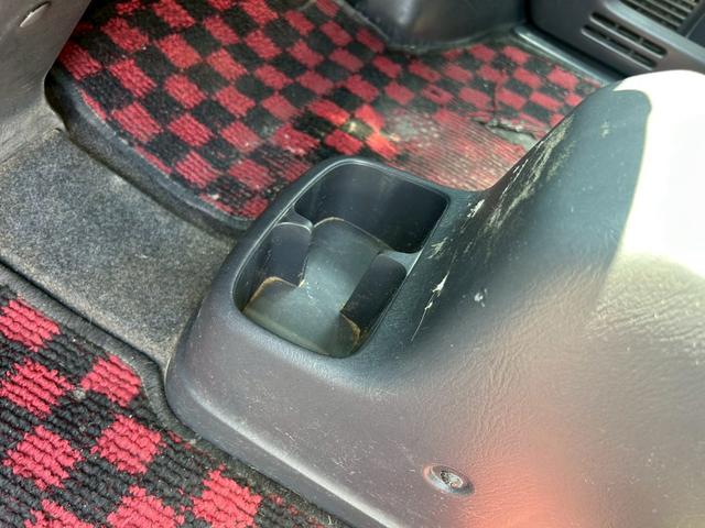 バモス ターボ エアコン パワステ パワーウィンドウ 運転席・助手席エアバッグ ABS ETC 純正アルミホイール13インチ キーレスエントリー フルフラット CD ミュージックプレイヤー接続可 USB入力端子(34枚目)