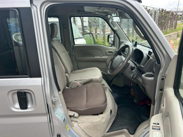 エブリイ PC インパネ5AGS パートタイム4WD 四輪ABS レーダーブレーキサポート ハイルーフ 社外ショック ラテラルロッド 補強バー クスコLSD レーダー探知機 スロットルコントローラー 社外タコメーター(21枚目)