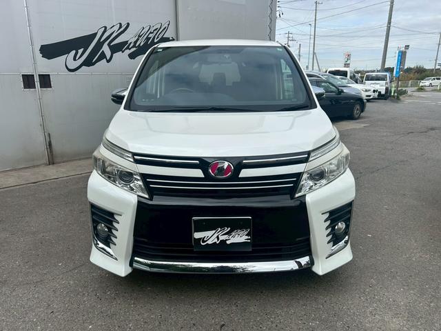 ヴォクシー ZS 煌(2枚目)