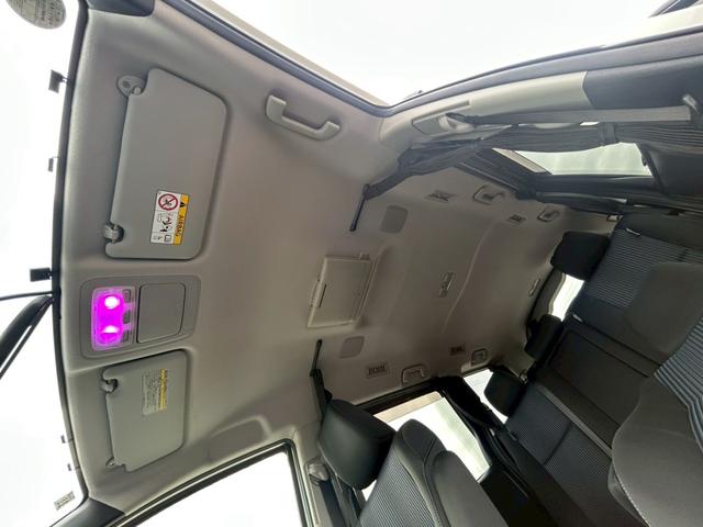 ヴォクシー ZS 煌(12枚目)