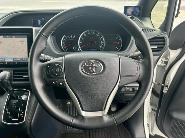 ヴォクシー ZS 煌(16枚目)