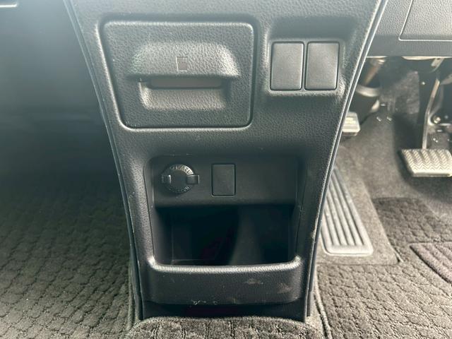 ヴォクシー ZS 煌(32枚目)