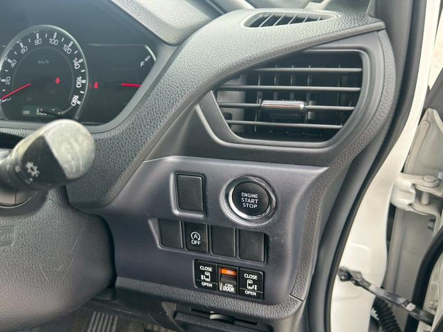 ヴォクシー ZS 煌(33枚目)