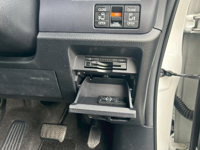 ヴォクシー ZS 煌(34枚目)