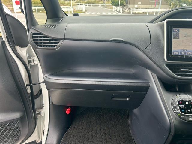 ヴォクシー ZS 煌(41枚目)