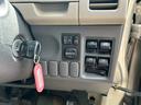X エアコン パワステ パワーウィンドウ 運転席・助手席エアバッグ ABS キーレスエントリー 電動格納ミラー ベンチシート 社外メモリーナビ USB入力端子 Bluetooth接続 ワンセグTV(31枚目)