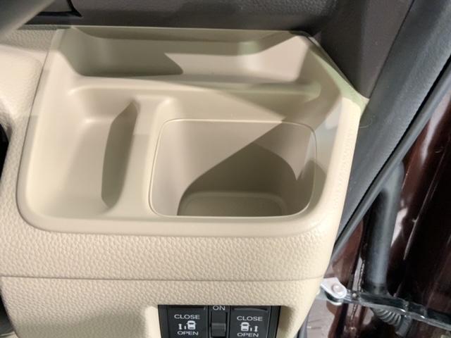 G・Lターボホンダセンシング 禁煙 1オーナー 2年保証 ターボ ナビVXM-184VFi Bluetooth DVD フルセグ Rカメラ ETC クルコン 両側電動ドア サイドエアバッグ LEDオートライト スマートキー(35枚目)