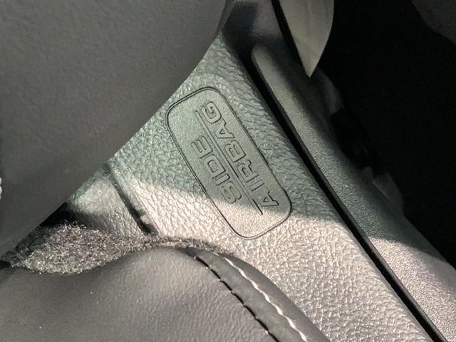 e:HEVホーム ホンダセンシング 当社禁煙試乗車 新車保証継承 純正ナビ マルチビュ- Bluetooth フルセグ Rカメラ ETC クルコン LEDライト サイドエアバッグ スマートキー レーンキープ 横滑り防止(24枚目)