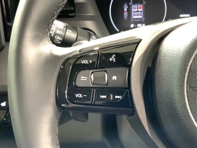 e:HEV Z 新車保証継承 ディスプレイオーディオ AppleCarplay/AndroidAuto対応 Bluetooth Rカメラ ETC クルコン LEDライト シ-トヒ-タ- パワ-テ-ルゲ-ト アルミ(9枚目)