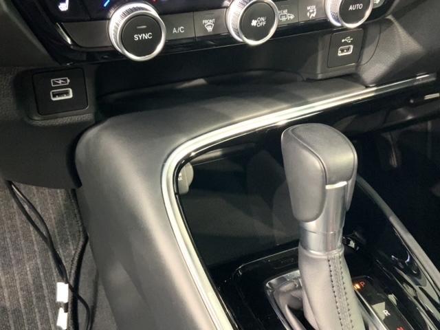 e:HEV Z 新車保証継承 ディスプレイオーディオ AppleCarplay/AndroidAuto対応 Bluetooth Rカメラ ETC クルコン LEDライト シ-トヒ-タ- パワ-テ-ルゲ-ト アルミ(28枚目)