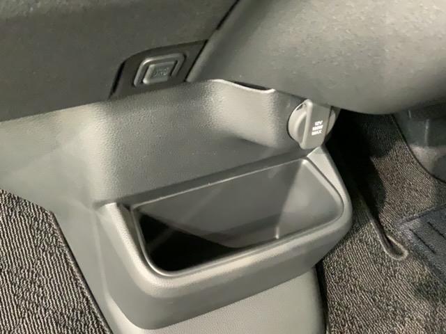 Ｎ－ＢＯＸカスタム スロープ　電動ウィンチ　当社禁煙試乗車　新車保証継承　８ｉｎナビ　ＢＴａｕｄｉｏ　ＵＳＢ接続　フルセグ　Ｒカメラ　ＥＴＣ　クルコン　両側電動ドア　シートヒーター　ＬＥＤオートライト（28枚目）