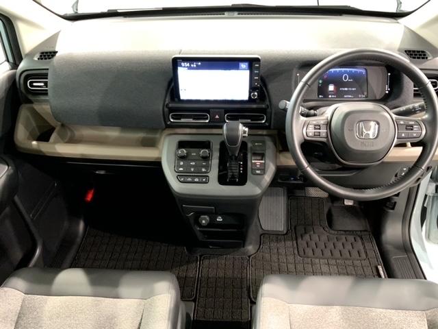 フリード エアー EX 禁煙試乗車 新車保証継承  4WD ナビ Rカメラ ETC 両側電動スライドドア フルセグ LEDライト シ-トヒ-タ- クルコン サイドエアバッグ 純正アルミ(9枚目)