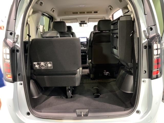 フリード エアー EX 禁煙試乗車 新車保証継承  4WD ナビ Rカメラ ETC 両側電動スライドドア フルセグ LEDライト シ-トヒ-タ- クルコン サイドエアバッグ 純正アルミ(37枚目)