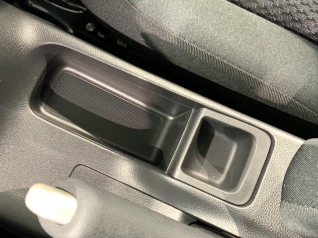 フィット 13G・Lホンダセンシング 禁煙ワンオーナー 最長5年保証 ナビ ドラレコ BTaudio DVD フルセグ Rカメラ ETC クルコン LEDオートライト フォグライト サイドエアバッグ(28枚目)