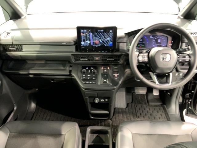 ステップワゴン e:HEVスパーダ 1オ-ナ- 最長5年保証 タバコ臭有 ナビ Rカメラ 楽曲録音 BTaudio フルセグ ETC サイドエアバッグ LEDライト 純正アルミ 両側電動スライドドア シ-トヒ-タ- クルコン(8枚目)
