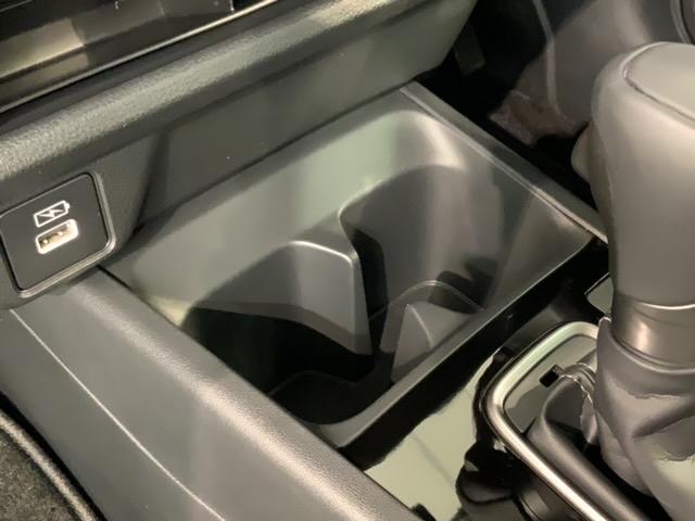 WR-V Z+ HSENSING最長5年保証ワンオ-ナ-ナビ 追突軽減ブレーキ フルセグテレビ サイドエアバッグ USB 盗難防止システム 運転席エアバッグ Bカメラ クルコン 横滑り防止 ドライブレコーダー 記録簿(27枚目)