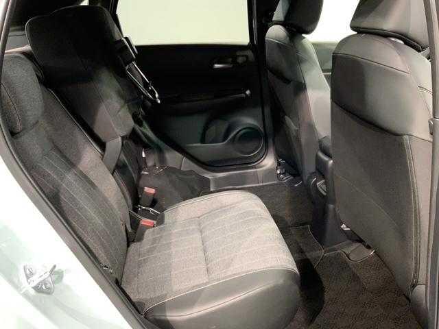 フィット ホーム　当社禁煙試乗車　新車保証継承　９ｉｎナビ　ＡｐｐｌｅＣａｒＰｌａｙ　ＢＴａｕｄｉｏ　フルセグ　Ｒカメラ　ＥＴＣ　クルコン　ＬＥＤオートライト　サイドエアバッグ　保証書（35枚目）