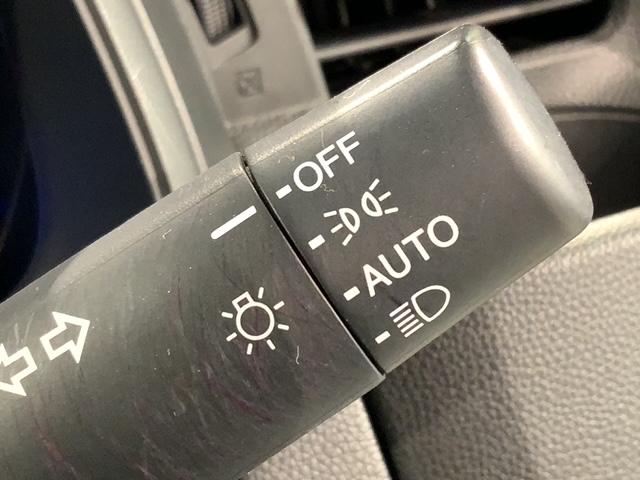 フィットハイブリッド Ｌパッケージ　あんしんＰＫＧ　最長２年保証　禁煙ワンオーナー　ＬＥＤオートライト　クルコン　サイドエアバッグ　ドアバイザー　フロアマット　整備記録簿　取説（8枚目）