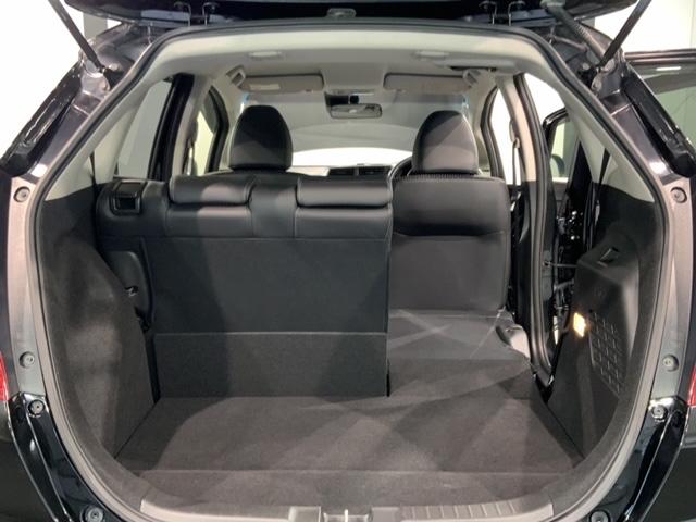 フィットハイブリッド Ｌパッケージ　あんしんＰＫＧ　最長２年保証　禁煙ワンオーナー　ＬＥＤオートライト　クルコン　サイドエアバッグ　ドアバイザー　フロアマット　整備記録簿　取説（40枚目）