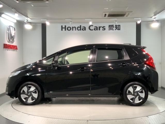 フィットハイブリッド Ｌパッケージ　あんしんＰＫＧ　最長２年保証　禁煙ワンオーナー　ＬＥＤオートライト　クルコン　サイドエアバッグ　ドアバイザー　フロアマット　整備記録簿　取説（47枚目）