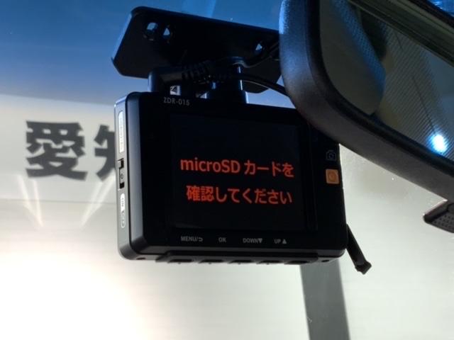 フリードスパイク Gプレミアムエディション 1年保証 ワンオーナー ナビVXM-155VSi Rカメラ BTオ-ディオ DVD ドラレコ ETC HID VSA 両側電動ドア クルコン スマキー 盗難防止装置 整備記録簿 AAC Wエアバック(11枚目)