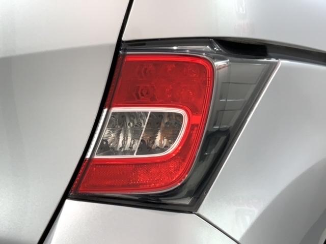 フリードスパイク Gプレミアムエディション 1年保証 ワンオーナー ナビVXM-155VSi Rカメラ BTオ-ディオ DVD ドラレコ ETC HID VSA 両側電動ドア クルコン スマキー 盗難防止装置 整備記録簿 AAC Wエアバック(45枚目)