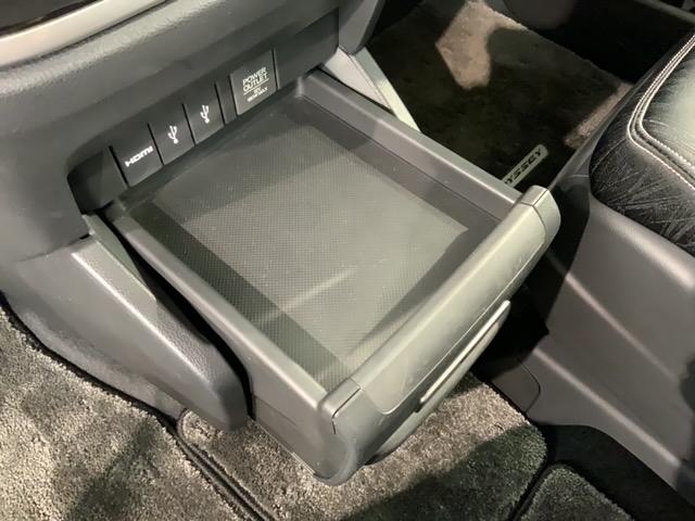 オデッセイ アブソルート・Xホンダセンシングアドバンスドパッケジ 1年保証 ワンオーナー 純正ナビ TV Rカメラ マルチビュ- BTオ-ディオ DVD ドラレコ ETC LEDライト 両側電動ドア VSA クルコン アルミ スマ-トキ- スペアキ- 盗難防止装置(28枚目)