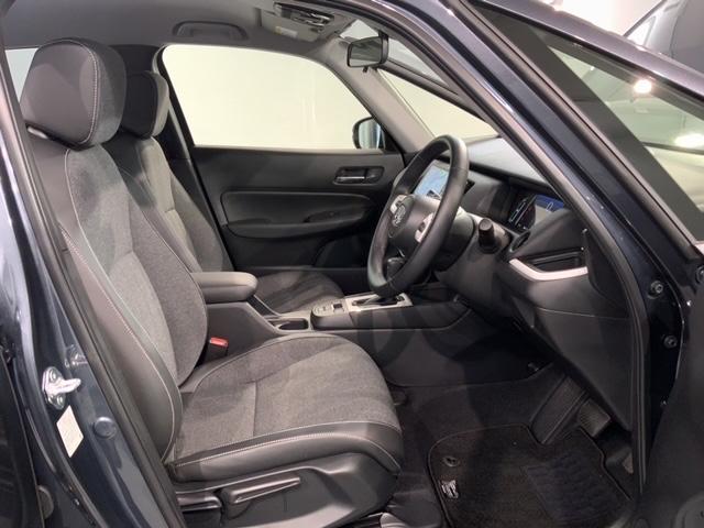 フィット e:HEVホーム H SENSING 新車保証 試乗車 ワンオーナー ナビVXU-245FTi TV Rカメラ CD録音 BTオ-ディオDVD ETC LEDライト VSA クルコン スマ-トキ- 盗難防止装置 AAC(17枚目)