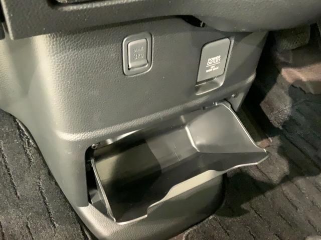 N-BOX G・スロープLホンダセンシング 福祉車両 最長5年保証 ワンオ-ナ- ナビVXM-185VFi TV Rカメラ CD録音 BTオ-ディオ DVD ETC LEDライト 両側電動ドア クルコン アルミ スマ-トキ- スペアキ- AAC(31枚目)