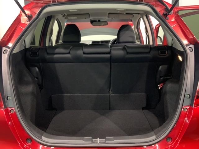 フィット 13G・Fコンフォートエディション H SENSING 最長5年保証 ナビVXM-195VFi TV Rカメラ CD録音 BTオ-ディオ DVD ETC VSA シ-トヒ-タ- クルコン スマ-トキ- 盗難防止装置 整備記録簿 AAC(36枚目)