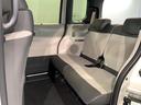 ベースグレード　当社禁煙試乗車　新車保証継承　８ｉｎナビ　ＢＴａｕｄｉｏ　ＵＳＢ接続　フルセグ　Ｒカメラ　ＥＴＣ　クルコン　シートヒーター　片側電動ドア　ＬＥＤオートライト（32枚目）