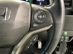 クルーズコントロールを装備しています。高速道路などで一定の速度で走ってくれるので運転が楽ですよ！速度を設定できますので、スピードの出しすぎにも注意できます。 4