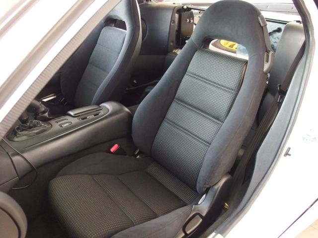 ＲＸ－７ タイプＲＳ　社外Ｆ．Ｓ．Ｒエアロ　Ｆ．Ｒアンダーカバ　社外インタークーラ　車高調　ＲＡＹＳＥＮＧ１８ＡＷ　スリットロータ　ＯＭＰステアリング　Ｄｅｉｆ３連メータ　ＡＰＥＸＦＣコマンダ　ＢＬＴＺブーストコントローラ（22枚目）