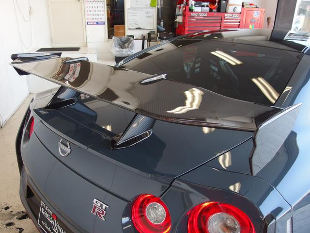 ＧＴ－Ｒ ニスモ　スペシャルエディション　最終モデルＭＹ２５　ゴールドプレート　ＮＩＳＭＯスポーツリセッティング　専用カーボン製エンジンフード　カーボン製セラミックブレーキ　登録済未使用車　前後ドライブレコーダ　純正ナビ　フルセグ（33枚目）