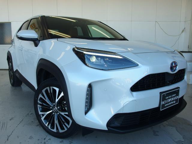 ヤリスクロス ハイブリッドZ ワンオーナー 純正8型ディスプレイオーディオ 全周囲カメラ Bluetooth ステアリングヒーター シートヒーター オートミラー ドラレコ ETC シートカバー 純正18AW ドアエッジモール(4枚目)