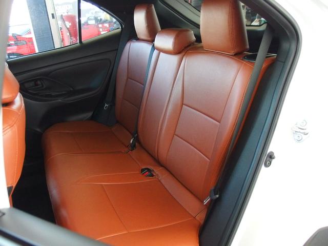 ヤリスクロス ハイブリッドZ ワンオーナー 純正8型ディスプレイオーディオ 全周囲カメラ Bluetooth ステアリングヒーター シートヒーター オートミラー ドラレコ ETC シートカバー 純正18AW ドアエッジモール(15枚目)