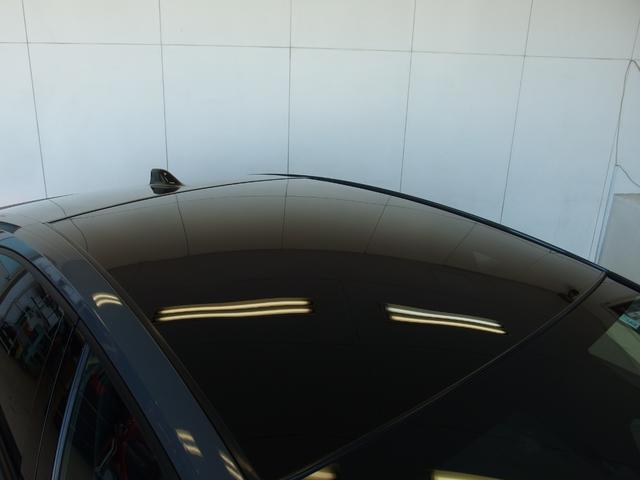 プリウス Ｚ　ワンオーナー　パノラマルーフ　レザーシート　純正デジタルインナーミラー　純正ディスプレイオーディオ　純正ドラレコ　シートヒーター＆ベンチレーター　全周囲カメラ　オートミラー　純正１９ＡＷ　２．０ＥＴＣ（7枚目）