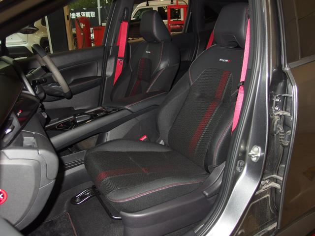 オーラ ニスモ　ワンオーナー　ブラックルーフ　アラウンドビューモニター　インテリジェントルームミラー　純正９インチナビ　ハーフレザーシート　純正デジタルインナーミラー　純正１７ＡＷ　フルセグ　専用ステアリング（16枚目）