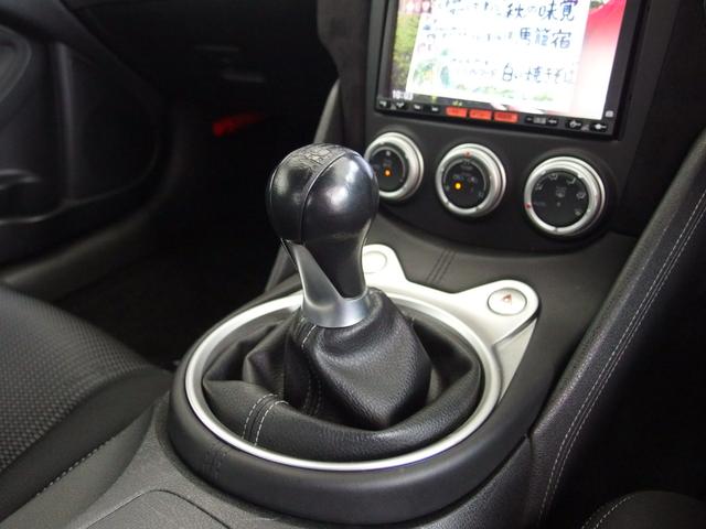 フェアレディＺ ベースグレード　新品ＶｅｉｌＳｉｄｅ３７０Ｖｅｒ１ボディキット　新品ＷＯＲＫ２０ＡＷ　新品ＶｅｉｌＳｉｄｅマフラー・中間ストレート　新品ジース触媒　新品後期型アウターハンドル　アミューズリアウィング　レッド曙キャリパ（17枚目）