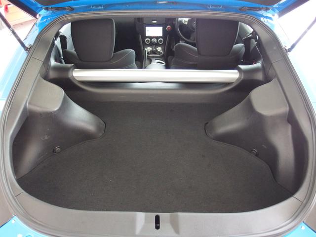 フェアレディＺ ベースグレード　新品ＶｅｉｌＳｉｄｅ３７０Ｖｅｒ１ボディキット　新品ＷＯＲＫ２０ＡＷ　新品ＶｅｉｌＳｉｄｅマフラー・中間ストレート　新品ジース触媒　新品後期型アウターハンドル　アミューズリアウィング　レッド曙キャリパ（19枚目）