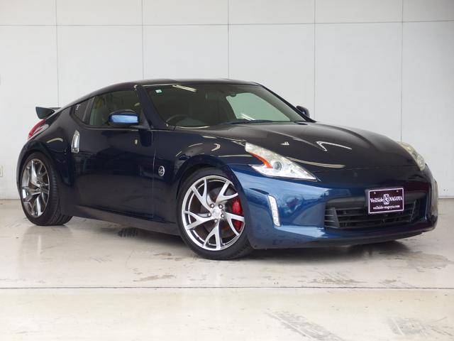 フェアレディＺ バージョンＳＴ　ワンオーナー　車高調　ハーフレザーシート　純正ＨＤＤナビ　フルセグ　Ｂｌｕｅｔｏｏｔｈ　Ｂカメラ　ＢＯＳＥサウンドシステム　Ｐシート　シートヒーター　純正リアウィング　純正１９ＡＷ　レッド曙キャリパー（26枚目）