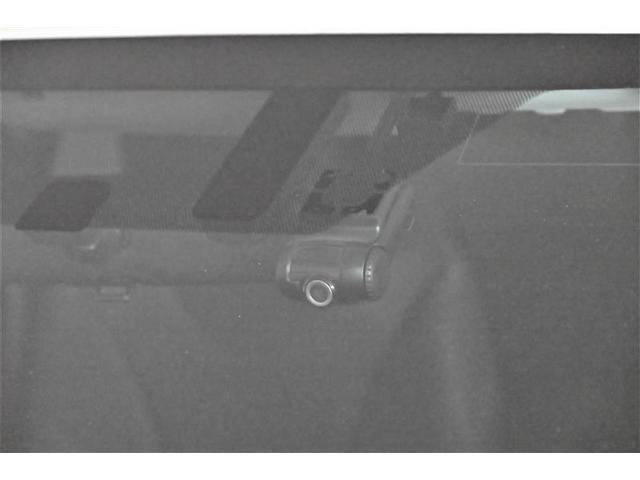 プリウス Ｓ　バックガイドモニター　運転席助手席エアバッグ　ＬＥＤヘットライト　セキュリティアラーム　ＥＴＣ搭載　パワーウィンドー　メモリーナビゲーション　サイドエアバック　ナビＴＶ　ＳＲＳ　ＤＶＤ再生機能　ＡＢＳ（23枚目）