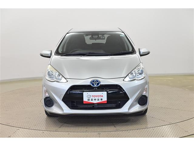 アクア Ｓ　スマートキープッシュスタート　キーレスエントリ　イモビ　ナビ＆ＴＶ　オートエアコン　デュアルエアバック　ＥＳＣ　Ｂカメラ　パワーウィンドウ　ＳＲＳ　ワンセグＴＶ　パワーステアリング　ＡＢＳ（2枚目）