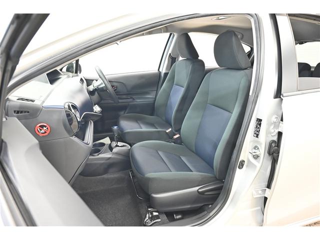 アクア Ｓ　スマートキープッシュスタート　キーレスエントリ　イモビ　ナビ＆ＴＶ　オートエアコン　デュアルエアバック　ＥＳＣ　Ｂカメラ　パワーウィンドウ　ＳＲＳ　ワンセグＴＶ　パワーステアリング　ＡＢＳ（12枚目）