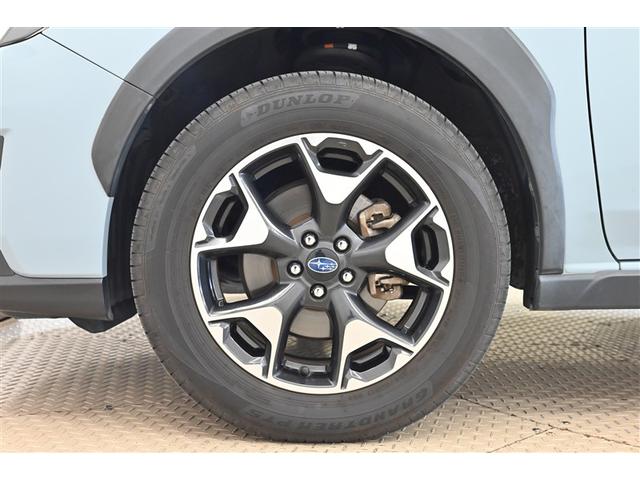 ＸＶ ２．０ｉ－Ｌ　アイサイト　盗難防止装置　アイドリングＳＴＯＰ　オートクルーズ　フルタイム４ＷＤ　パワーステアリング　運転席エアバッグ　地デジ　キーフリー　アクセスキー　フルオートエアコン　パワーウィンドウ　ＤＶＤ再生可　ＡＢＳ（15枚目）