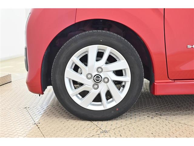 デイズ ハイウェイスター　Ｘ　ブレーキサポート　ＤＶＤ再生可能　地デジ　フロントベンチシート　横滑り防止　ＬＥＤ　ドライブレコーダー　イモビライザー　インテリジェントキー　バックカメラ　ナビＴＶ　アイドリングストップ　メモリーナビ（16枚目）